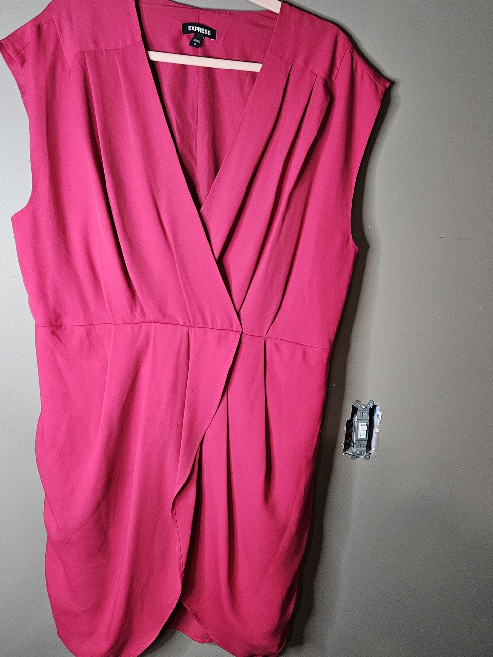 Express Women's Fuchsia Surplice V-Neck Draped Dress